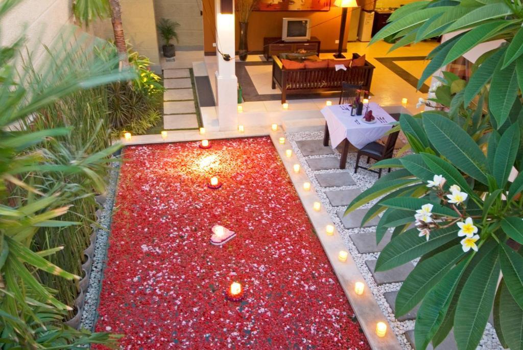 D'Alang Alang Villas Seminyak Rum bild