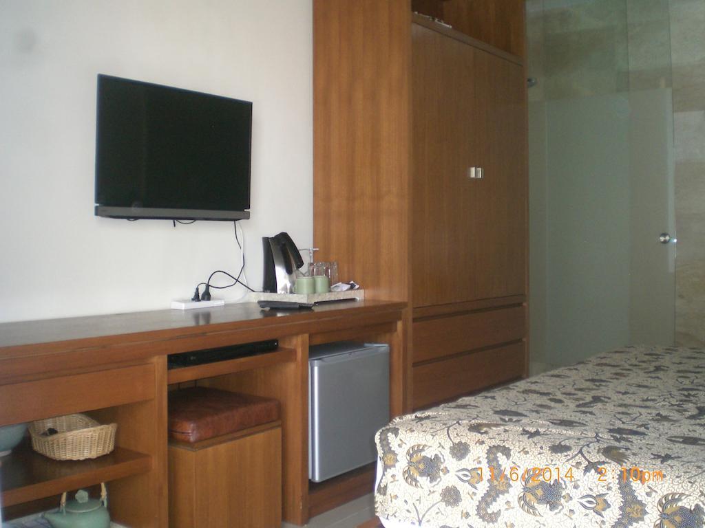 D'Alang Alang Villas Seminyak Rum bild